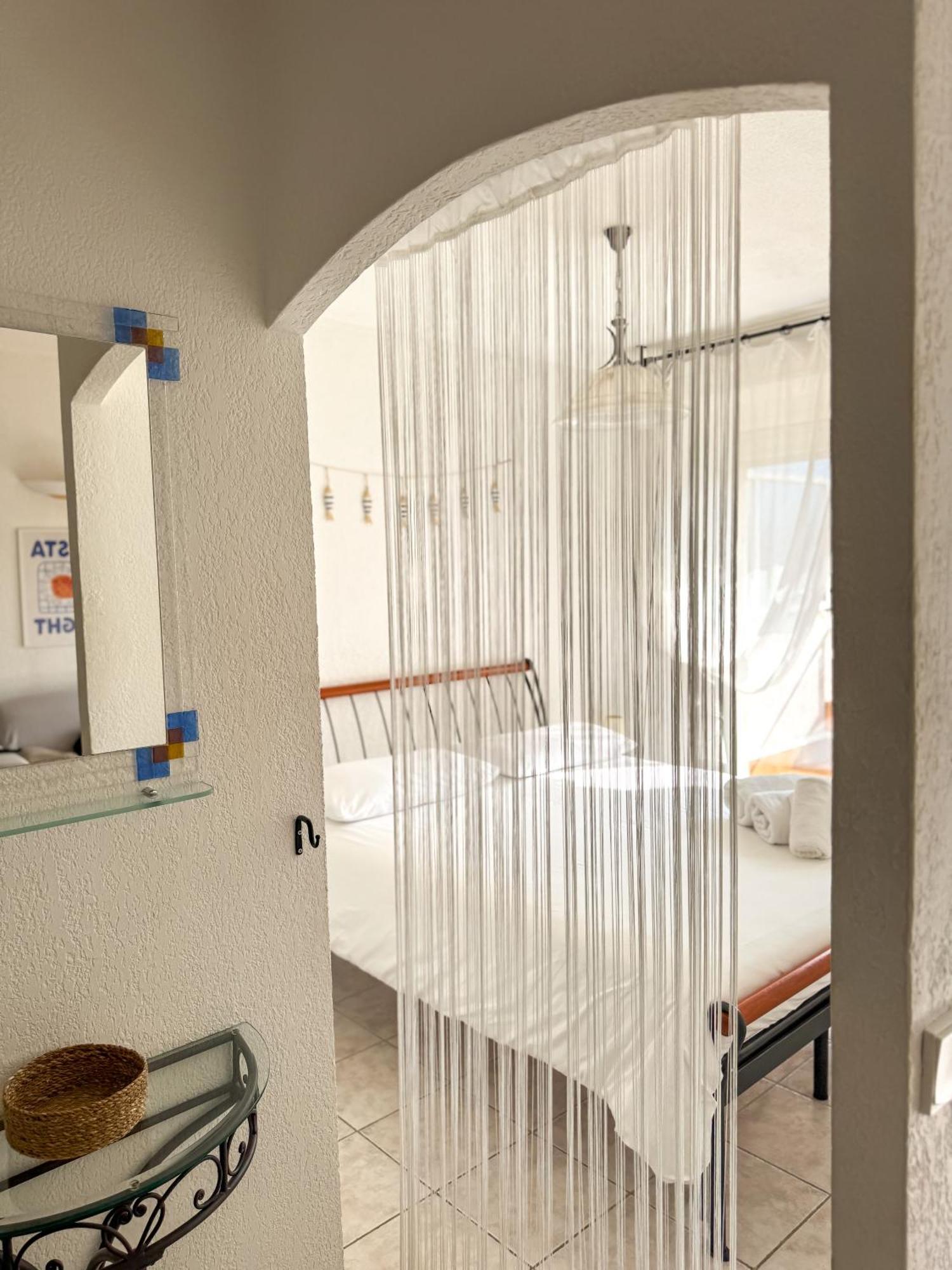 Coquet Appartement Avec Le Terrasse Sur Le Mer Roquebrune-Cap-Martin Dış mekan fotoğraf